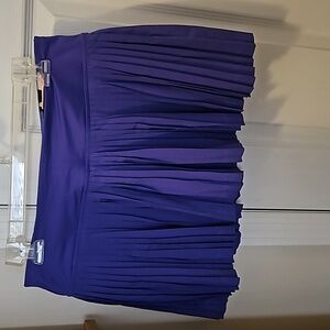 Lululemon pleated purple skirt size 6reg.